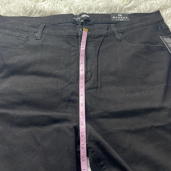 Fashion Nova Oh So 90's Ripped Wide Leg Jeans - Picture 6 of 10